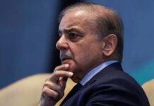 अमेरिका-ईरान युद्ध के बीच पाकिस्तान में तेल संकट, जमाखोरी शुरू