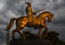 शिवाजी महाराज न मुस्लिम विरोधी थे, न हिंदू राष्ट्र के पैरोकार