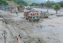 पिघलती बर्फ, प्रदूषित झीलें, समय रहते इस क्रंदन को सुनना होगा