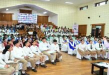 उत्तराखंड की बेटी ने CM धामी के सामने खोल दी भ्रष्टाचार की पोल!