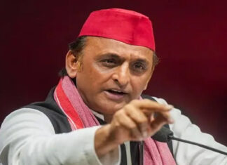 अखिलेश का फिर हमला, बोले ‘कुछ तो गड़बड़ है’, एलडीए को बताया ‘लखनऊ डिस्ट्रक्शन अथॉरिटी’